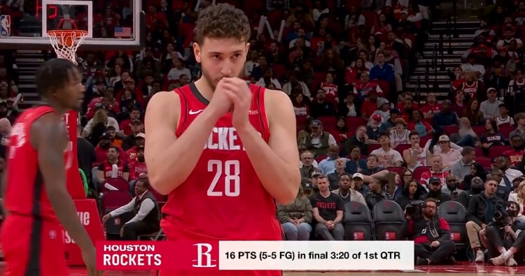 开云体育登陆入口-及时调整！火箭首节最后3分20秒5中5拿到16分 迅速迫近比分