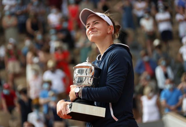 开云体育在线-用双冠书写黑马传奇 克雷吉茨科娃法网“一飞冲天”